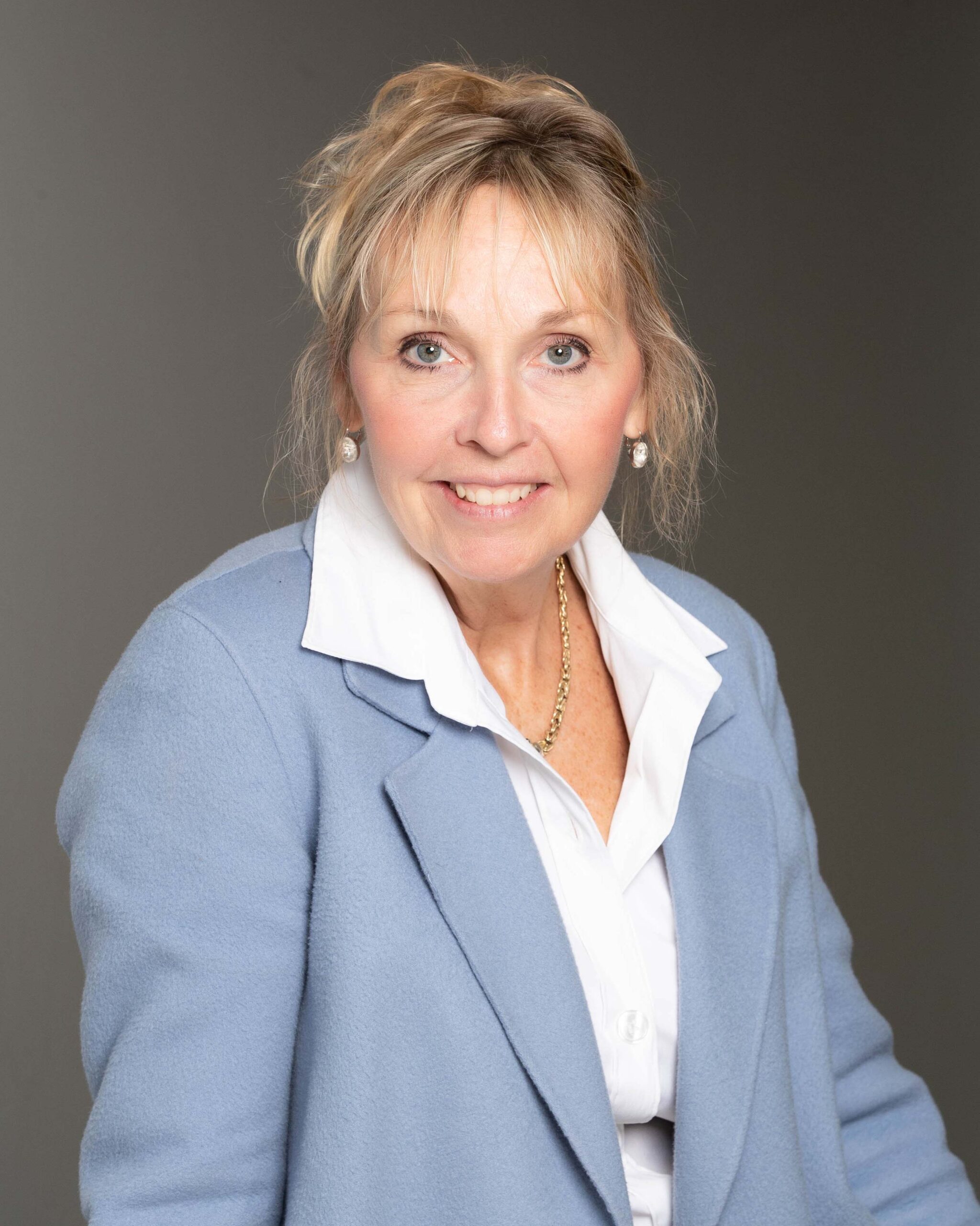 Dr. Teal McAteer Headshot