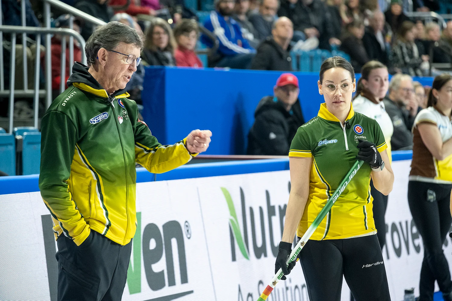 image of northern ontario coach talking to a player